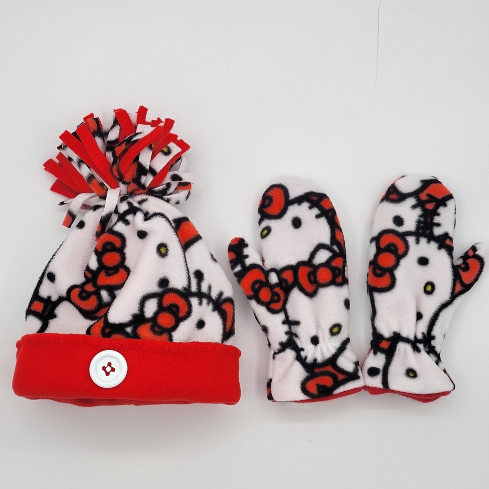 Handmade Fabulous Fleece Kids Winter Set Kitty Print Accessories . The hat is fo